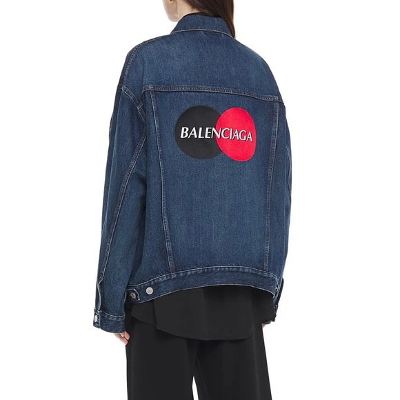 BALENCIAGA
Oversized embroidered faded denim - Picture 2 of 15